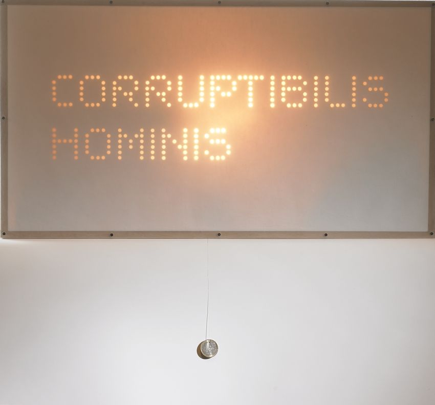 Corruptibilis Hominis 3